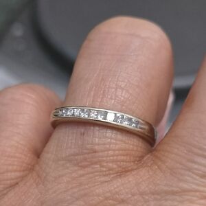14kt White Gold and Diamond Band